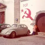 car hammer_and_sickle meta:photo portugal red_star star // 622x621 // 445KB