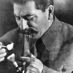 bong drugs joseph_stalin marijuana match meta:lowres smoking soviet_union // 355x356 // 78KB