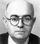 cultural_marxism frankfurt_school glasses meta:photo portrait theodor_adorno // 1024x1115 // 128KB