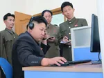 computer gamer headphones juche kim kim_jong_un korea korea_dpr meta:photo // 992x744 // 80KB