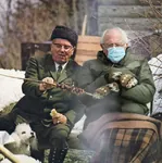 bernie_sanders dog glasses josip_broz_tito kebab mask social_democracy titoism united_states yugoslavia // 864x868 // 122KB