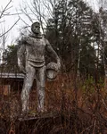 abandoned cosmonaut meta:photo ruin russia russian_federation soviet_union space statue vladimir_komarov // 1440x1799 // 682KB