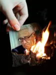 fire henry_kissinger meta:animated meta:gif united_states // 372x500 // 428KB