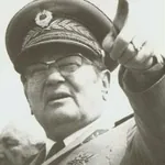 1:1_aspect_ratio josip_broz_tito meta:lowres meta:monochrome meta:photo point pointing_finger titoism yugoslavia // 256x256 // 10KB