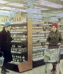 cart food hat meta:photo soviet_union store // 1200x1392 // 179KB