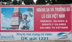 advertisement meta:photo paracel_islands poster south_china_sea spratly_islands vietnam vietnamese_text // 850x501 // 270KB