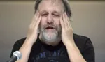 meta:lowres meta:photo microphone reaction_image slavoj_zizek // 401x237 // 8.3KB