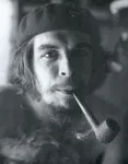 beret che_guevara meta:monochrome meta:photo pipe smoking // 940x1205 // 82KB