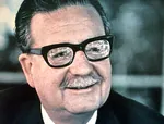 chile glasses latin_america meta:photo salvador_allende smile // 580x440 // 171KB