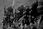 guerrilla gun mask meta:monochrome meta:photo rifle weapon zapatista // 600x400 // 36KB