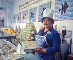 food meta:photo meta:translation_request russian_text soviet_union store // 736x602 // 83KB