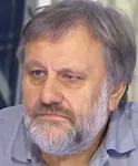 meta:lowres meta:photo reaction_image slavoj_zizek slovenia // 361x438 // 170KB