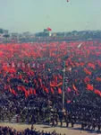 china cultural_revolution flag maoism meta:photo parade red_flag // 1900x2533 // 778KB