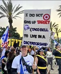 burger cringe dictatorship meta:photo taco_bell target united_states zionism zionist_regime // 1048x1280 // 187KB