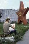 1979 drawing hammer_and_sickle meta:photo moscow russia soviet_union star // 717x1069 // 1.2MB