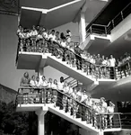 artek children meta:monochrome meta:photo soviet_union stairwell // 1200x1230 // 458KB