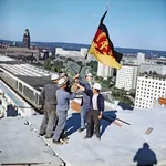 1:1_aspect_ratio city flag german_democratic_republic germany hard_hat meta:photo // 1200x1200 // 227KB