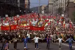 1993 flag meta:photo moscow rally red_flag russia // 2048x1370 // 5.5MB