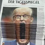 1:1_aspect_ratio donald_trump glasses newspaper soyboy united_states wojak // 720x720 // 106KB