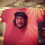 beard che_guevara hat paint red shirt // 500x500 // 35KB